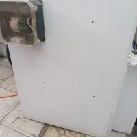 تعدادی ماینر وسایلت باکس خنک کننده