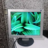 مانیتور 17 اینچ LG LCD