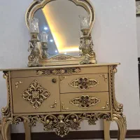 آینه و کنسول