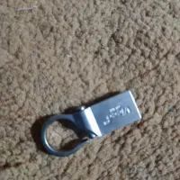 یوسپی اهنگ هم داری داخل یوسپی