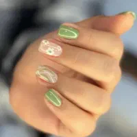 آف ویژه خدمات کاشت ناخن