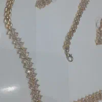 سرویس طلایی زیبا باطلامونمیزنه خودم 4 م خریدم