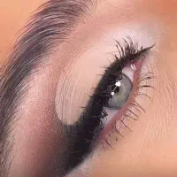 مدل رایگان میکاپ