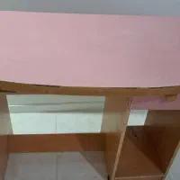 میز کامپیوتر سالم