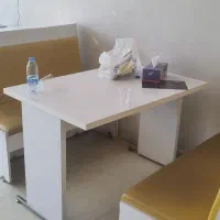 مبل و میز مخصوص رستوران و کافه