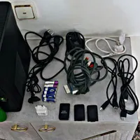 ایکس باکس 360 فوق تمیز وسایل دار|کنسول، بازی ویدئویی و آنلاین|خرم‌آباد, |دیوار