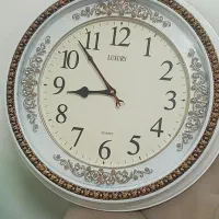 ساعت دیواری