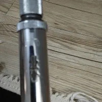 پیچ گوشتی فشاری