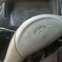 راننده مینی بوس هیوندا