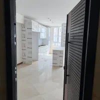 فروش آپارتمان خیابان درخشان کلیدنخورده