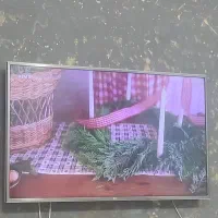 تلویزیون ۴۳ اینچ سونیا با ۱ ماه کارکرد و ۳۲ هایسنس