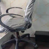 صندلی گردون اداری روکش نو سالم|صندلی و نیمکت|قم, کلهری|دیوار