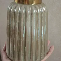 گلدان شیشه ای