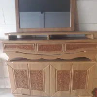 آینه کنسول و میز تی وی