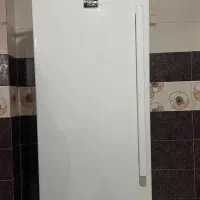 فریزر + تخت دونفراه بهمراه  تشک