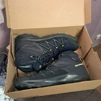 کفش کوهنوردی و طبیعت گردی سالامون اصل