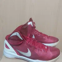 نایک ورزشی والیبال سایز ۴۵ یا ۴۶|تجهیزات ورزشی|سهند, |دیوار