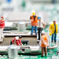 تعمیرات تخصصی( لپ تاپ و کامپیوتر و مک بوک و شبکه )|خدمات رایانهای و موبایل|شیراز, قدوسی غربی|دیوار