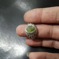 زبرجد معدنی طبیعی