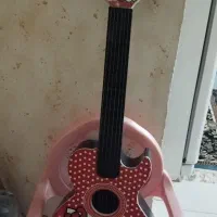 گیتار بچگانه