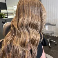 مابه چند مدل نیاز داریم برای تکنیک رنگ شهریزد