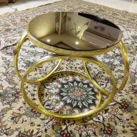 میز عسلی کوچک طلایی