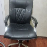 صندلی گردان مدیریت|صندلی و نیمکت|اهواز, زیتون کارمندی|دیوار