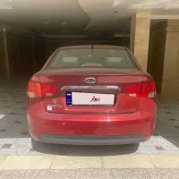 سراتو 2000 اتوماتیک مدل ۹۵ قرمز متالیک|خودرو سواری و وانت|تهران, پاسداران|دیوار