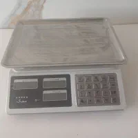 ویترین و قفسه