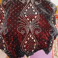 لباس محلی دوخت شده مخمل آینه ی رنگ زرشکی