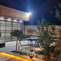 باغ ویلا خاص با نورپردازی مدرن روبروی اشترجان