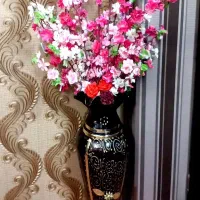 گل و گلدان