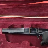 ویولن الکتریک به همراه مولتی افکت