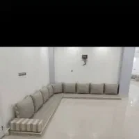 نشیمن عربی و بالشت