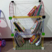قفسه کتاب فلزی
