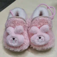 تعدادی پاپوش کودک|کفش و لباس بچه|ری, دیلمان|دیوار