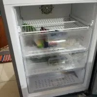 یک عددلباسشویی ویک عدد یخچال هردومارک بوست سالم|ماشین لباسشویی و خشککن لباس|اصفهان, حصه شمالی|دیوار