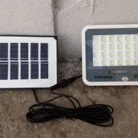 لامپ پرژکتور خورشیدی