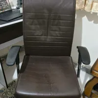 صندلی چرخدار اداری
