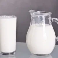 شیر محلی پرچرب درجه یک