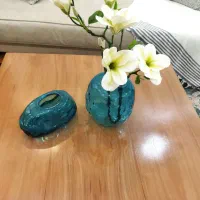 گل و گلدان و جا دستمال آبی فیروزه ای