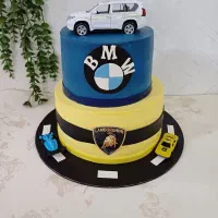 سفارش انواع کیک و رولت خونگی