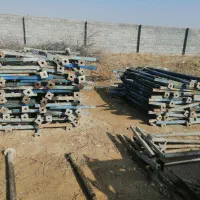 قالب فلزی بتن، لوله داربست، جک ساختمانی