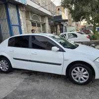 مگان ۲۰۰۰ اتومات مدل ۹۰ بدون ضربه و تصادف|خودرو سواری و وانت|اصفهان, باغ دریاچه|دیوار