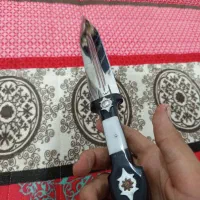 دو عدد نیمچه به همراه دو غلاف نو