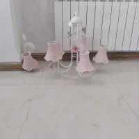 لوستر به همراه دیوار کوب