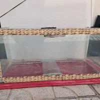 اکواریوم بزرگ و ۱۰ کیلو سنگ