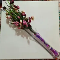 گلدان بلوری و گل لاله ابعاد ۱۰۵ سانت