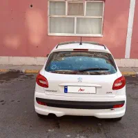 207سقف شیشه‌ای ارتقایافته