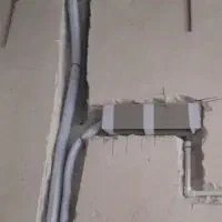 لوله کشی توکار(لوله مسی) کولراسپیلتو داکت اسپلیت|خدمات پیشه و مهارت|چالوس, |دیوار